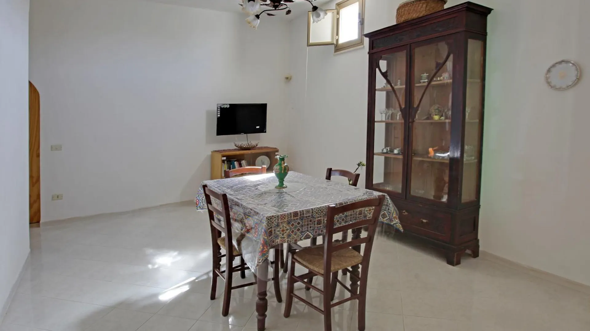 Scirocco Birgi Vecchi Villa 0*,  Italy